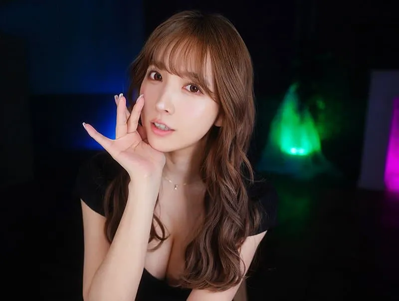Yua mikami và những chuyện gợi cảm gạ địt nhẹ nhàng